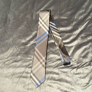 Kennith Cole reaction tie.
